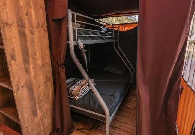 Camping Le Calatrin - Onlycamp Paladru